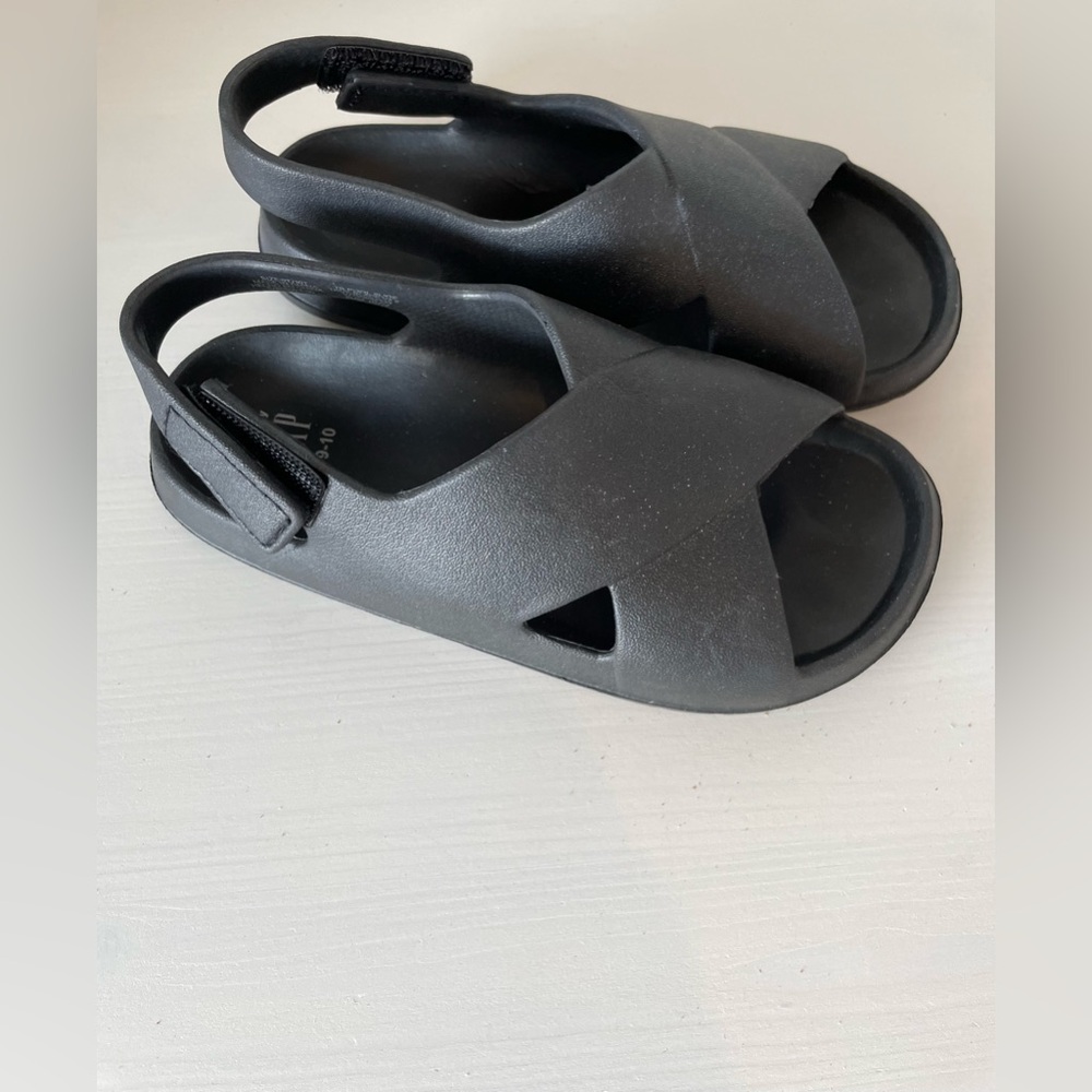 GAP Slingback Sandals